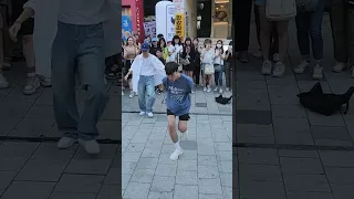 Kpop&JHKTV]Spectator An impromptu(ARTBEAT) in hongdae HOT-SEVENTEEN 관람객 핫#shorts#쇼츠