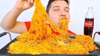 EXTREMELY CHEESY SUPER SPICY FIRE RAMEN NOODLES • Mukbang & Recipe