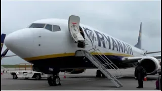 Ryanair Boeing 737-8AS | FR203 Stansted to Dublin Airport | Full Flight