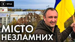 Він пройшов полон і підняв прапор над Херсоном: історія морського піхотинця Максима Негрова