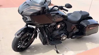 2024 Indian Motorcycle Challenger Dark Horse ICON Smokey Quartz Metallic Pearl/Black Metallic