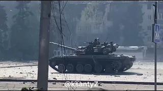 Drift on a Russian T-72 tank in Mariupol. Дрифт на русском танке т-72 в Мариуполе.