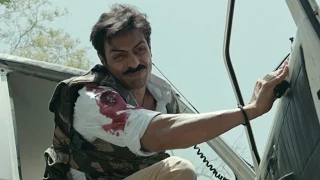 Arjun Rampal In Action | Movie Scene | Chakravyuh