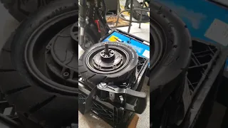 how to change scooter tire 11 in tubeless hub motor.