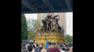 La Exaltación de La Viñas por el puente el Viernes Santo Jerez 2024