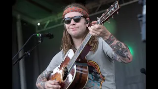 billy strings live at the capitol theater stream. 1st set