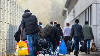 SHQIPTARËT në BRITANI nisen drejt RUANDËS/ HASANI: 200 emigrantë në QERSHOR në RUANDA