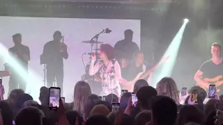 RAYE - Buss It Down. - PRYZM, Kingston