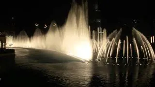 The dubai fountain - Baba Yetu (Christopher Tin)