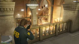 GTA 5 - Bank Heist Battle (SWAT/FIB vs Bank Robbers)