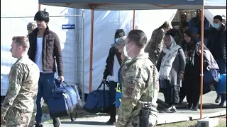 Афганские беженцы с корью и ветряной оспой уезжают из Германии в США
