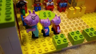 Prasátko Peppa, Peppa má neštovice, Peppa Pig, divadlo