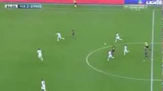 Xavi Hernandez incredible First touch vs Real Madrid 26.10.2013