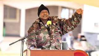 Museveni lectures Nigerian Senior Military Officers on African Integration at Barlege State Lodge