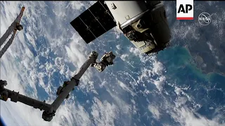 SpaceX Dragon cargo craft leaves ISS