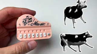 Polish cow meme on $0.50 piano