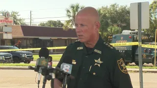 1 teen dead, 2 injured after crashing stolen car in St. Pete, sheriff says