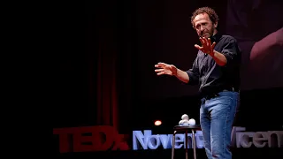 Lo spettacolo della scienza | Federico Benuzzi | TEDxNoventaVicentina