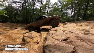 Lifted Toyota Pickup 4x4 - Rock Hill Climb Stair Step