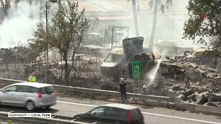 Catania, incendio lambisce autostrada: vigili del fuoco al lavoro