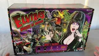 Unboxing and review of Neca’s Elvira boxset.