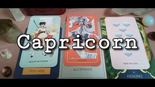 CAPRICORN☕️your person has experienced a Twin Flame AH HA Moment !!! ♑Tarot Reading MESSAGES