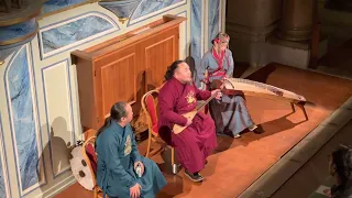 Mongolian folk song Gooch Nanaa , in Lyon , France