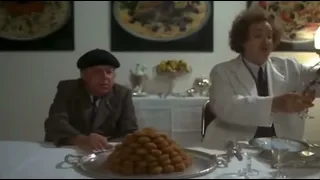 Fantozzi si Mette a Dieta . Polpette di Bavaria . Tu Mangia ?  Tu Mancia ?