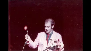 Elton John - I Heard It Through The Grapevine (Live In Sydney 11/27/1979)