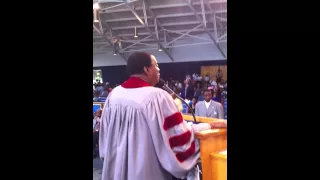 Dr. R.L. White, Jr. singing, "Pray For Me!"