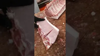 Разруб свиной полутуши