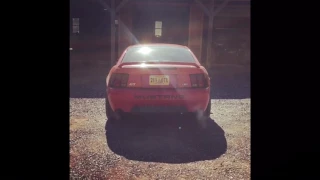 99 Mustang GT off road h-pipe and Jegs mufflers. Revs, launch, and flyby.