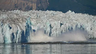 Crociera Alaska - Sapphire Princess - 17/08/2023 - Hubbard glacier  ice calving and sound