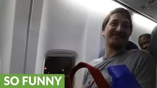 Pilot surprises expectant father with in-flight announcement