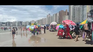 nasa pública praia de pitangueiras, em Guarujá litoral paulista.