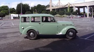 Stationnement de la Juva 4 de 1955