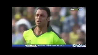 Shoaib Akhtar One of the fast bowling spells vs Australia