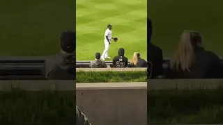 Luis Severino Warming Up