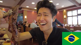 Japanese guy tries Brazilian food for the first time with locals in São Paulo, Brazil🇧🇷