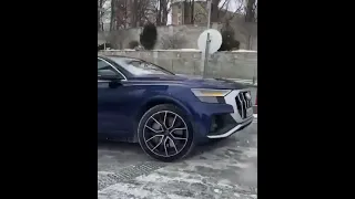 Audi SQ8 Grip