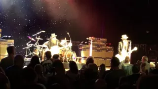 ZZ Top- Legz 10-7-16