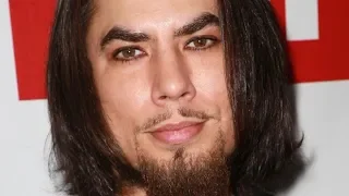 Tragic Details About Dave Navarro