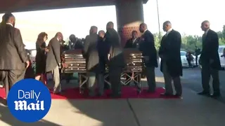Queen of Soul Aretha Franklin's casket arrives for funeral