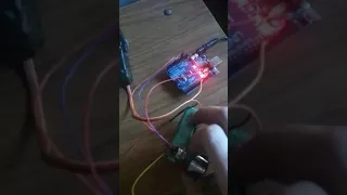 Реализую сервопривод mg995 через arduino uno r3.и потенциометр