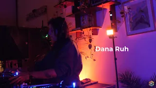 Dana Run @ Sunday Sessions LA / Wönzimer, Los angeles , California / Live vinyl dj set