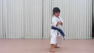 JKA Heian-nidan by 5-year-old girl　五歳女の子の平安二段