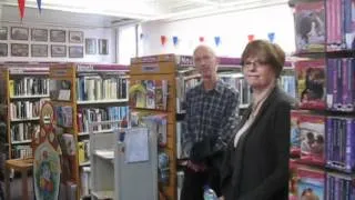 Concert at the Russian library opening - Oy, moroz, moroz.AVI