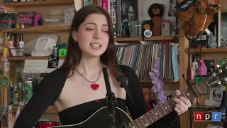 Lizzy McAlpine - ceilings (Tiny Desk Concert w/Tiny Habits)