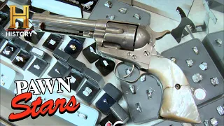 Pawn Stars: "BAD-ASS" WILD WEST GUN SELLS FOR $3,000! (Season 4)