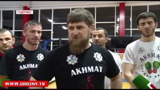 Руслан Чагаев и Лукас Браун провели открытую тренировку в Гудермесе